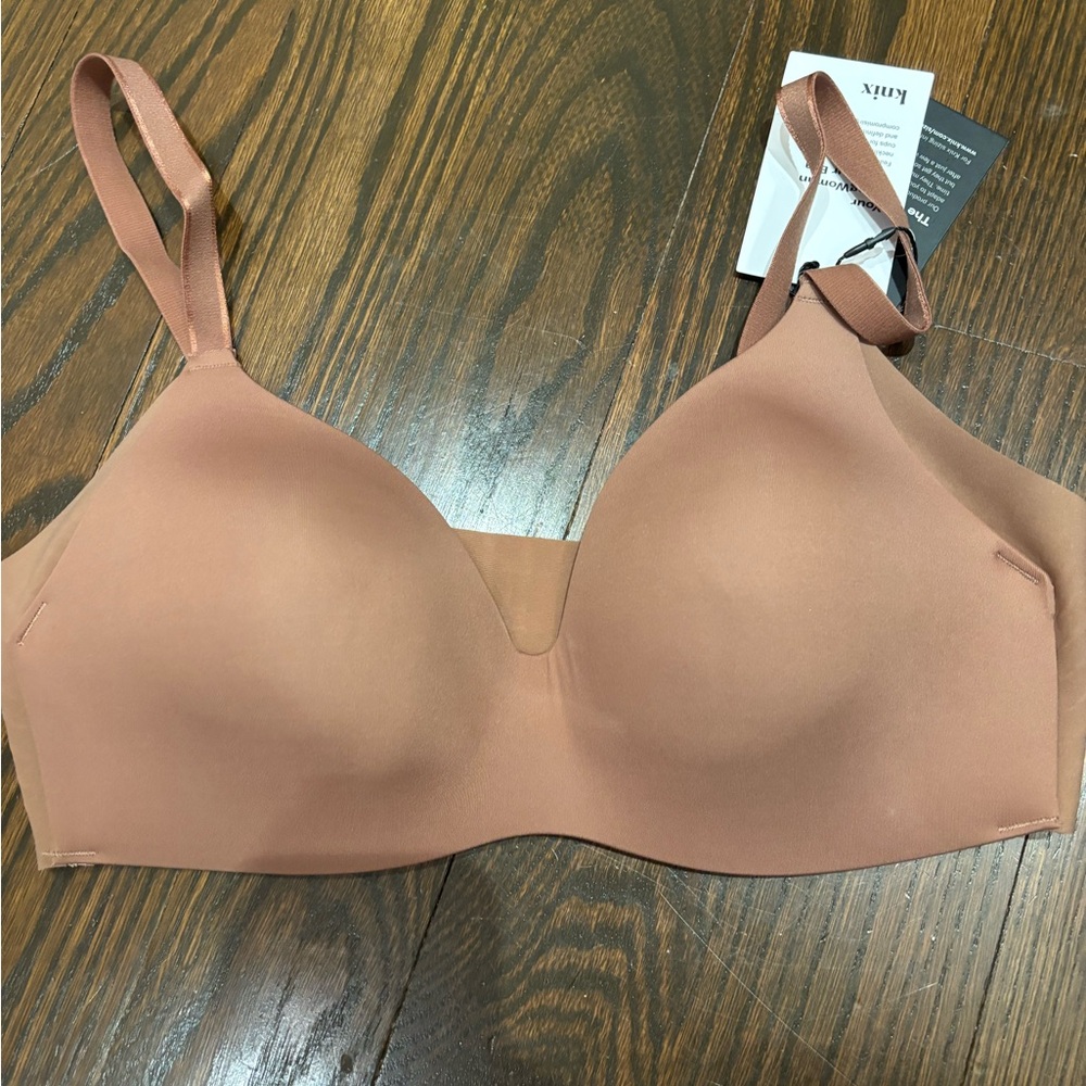 Brand new Knix WingWoman Contour Bra